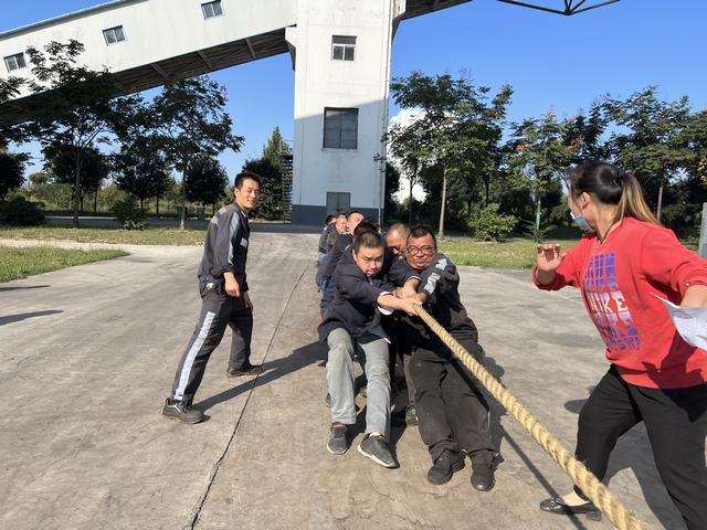 心的凝聚，力的較量