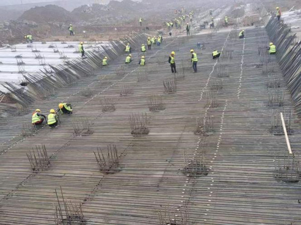 陜煤建設(shè)漢中分公司抓重點、克難點、保節(jié)點，全面掀起施工建設(shè)新高潮