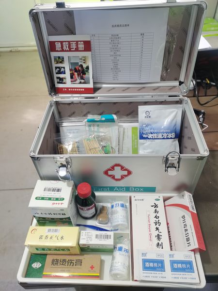 陜煤建設天工公司土建十部：小藥箱 細微情  傳大愛