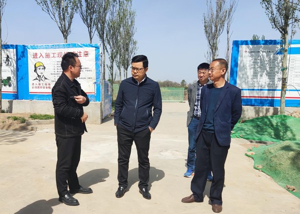 陜西彬長文家坡礦業(yè)有限公司董事長、總經(jīng)理徐景果蒞臨陜煤建設(shè)路橋分公司彬長項(xiàng)目部檢查
