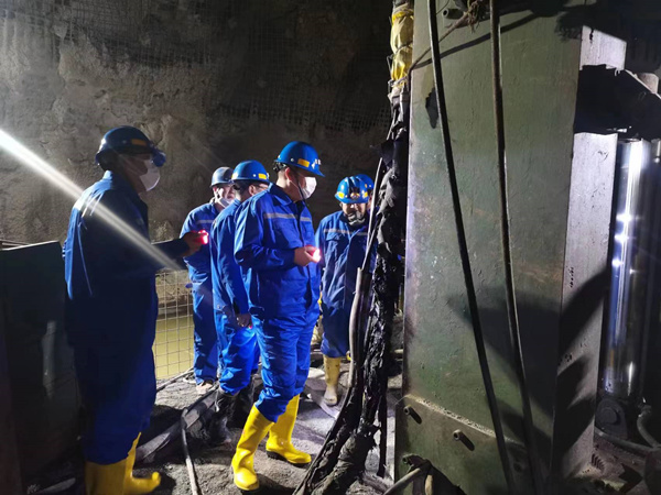 陜煤建設(shè)礦建三公司堅(jiān)持問題導(dǎo)向推進(jìn)黨建與生產(chǎn)經(jīng)營深度融合