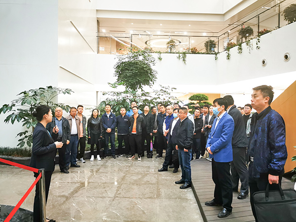 陜煤建設組織進行安全信息監(jiān)管系統(tǒng)應用觀摩培訓學習