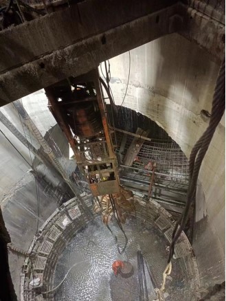 陜煤建設(shè)礦建二公司第三項(xiàng)目完成文家坡煤礦李家溝進(jìn)風(fēng)立井井筒馬頭門工程