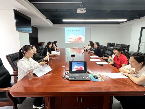 陜煤建設(shè)大秦置業(yè)公司：開展“玫瑰書香 悅讀閱美”活動(dòng) 讓職工盡享讀書之樂