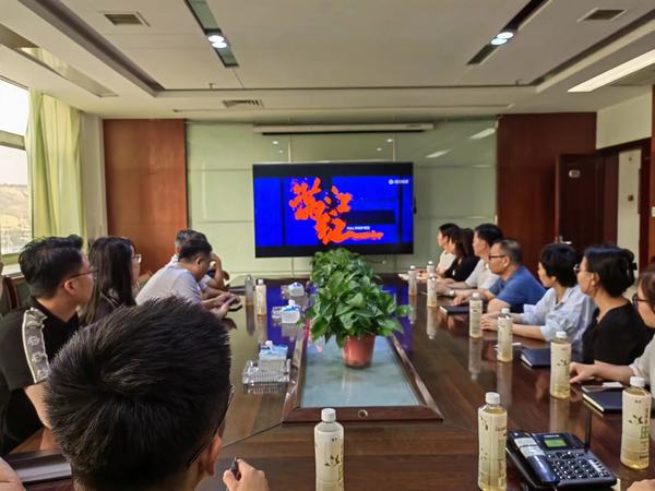 厚植家國情懷 激發(fā)使命擔(dān)當(dāng)