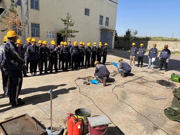 陜煤建設洗選煤運營公司神渭首端運營項目部：雙管齊下，打好素質(zhì)提升組合拳