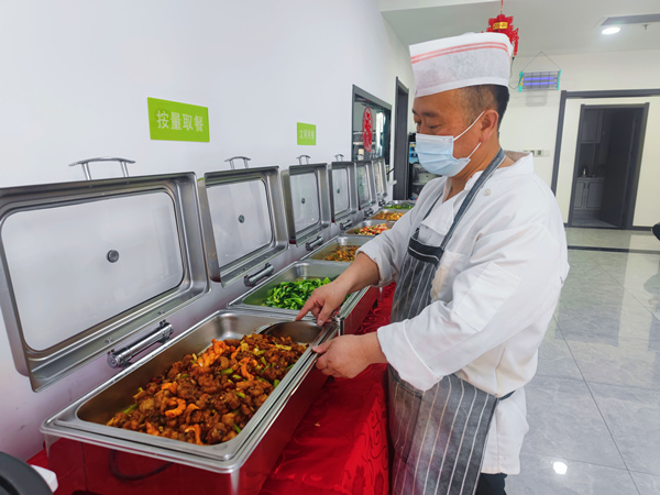 陜煤建設(shè)礦建三公司：走進(jìn)職工食堂，品嘗?！笆睢泵朗?></div>
                                <div   id=