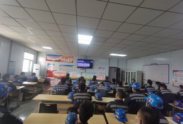 陜煤建設(shè)洗選煤運(yùn)營公司紅柳林洗煤廠項(xiàng)目部： 節(jié)前加碼   借力發(fā)力