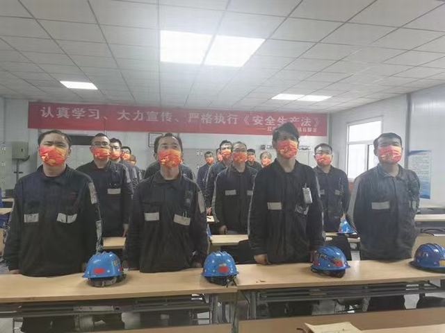 陜煤建設(shè)洗選煤運營公司紅柳林洗煤廠項目部：“中”與“國” 下的黑金護衛(wèi)