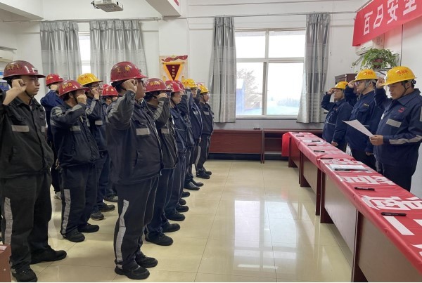 陜煤建設(shè)洗選煤運(yùn)營公司澄合山陽運(yùn)營項(xiàng)目部：黨員身邊無事故，遵章守紀(jì)立新標(biāo)