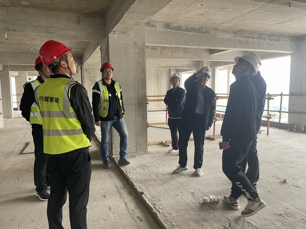 陜煤建設(shè)銅煤公司第二項(xiàng)目部與陜煤建設(shè)西北分公司加強(qiáng)精細(xì)化對(duì)標(biāo)，共同提升項(xiàng)目管理水平