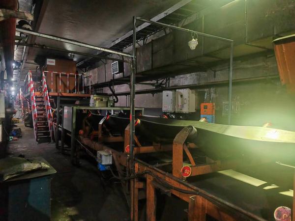 陜煤建設洗選煤運營公司第二項目部：檸條塔721、722膠帶機帶面更換工程順利完工