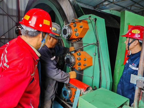 陜煤建設(shè)礦建三公司：提升管理效能，打造提升運輸“安全線”