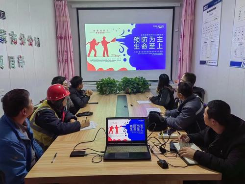 陜煤建設(shè)內(nèi)蒙古分公司筑牢安全防線，團(tuán)員和青年在行動