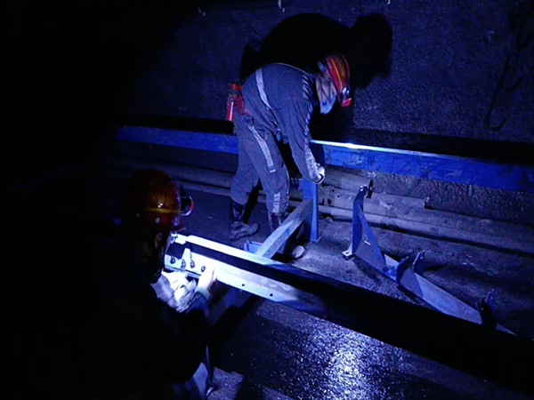 陜煤建設(shè)機(jī)安裝公司涌鑫項(xiàng)目部：春節(jié)不停工，全力以赴搶工期