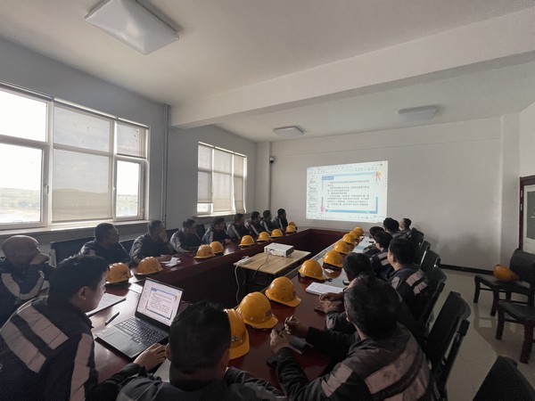 陜煤建設(shè)洗選煤運(yùn)營公司神渭首端運(yùn)營項(xiàng)目部： 多措并舉 人才培養(yǎng)不停歇