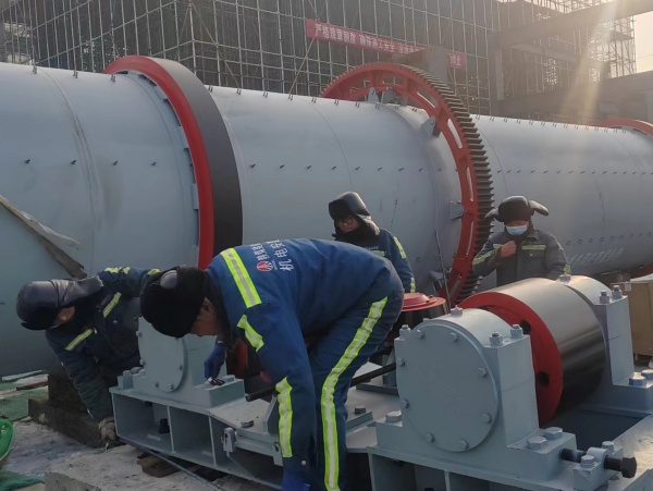 陜煤建設(shè)機電安裝公司涼水井項目部多措并舉穩(wěn)生產(chǎn)、抓安全、促發(fā)展