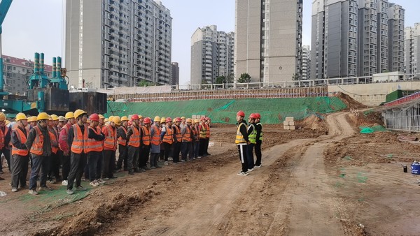 陜煤建設(shè)銅煤公司第三項目部：樹牢“安全”紅線意識 實現(xiàn)發(fā)展新目標(biāo)