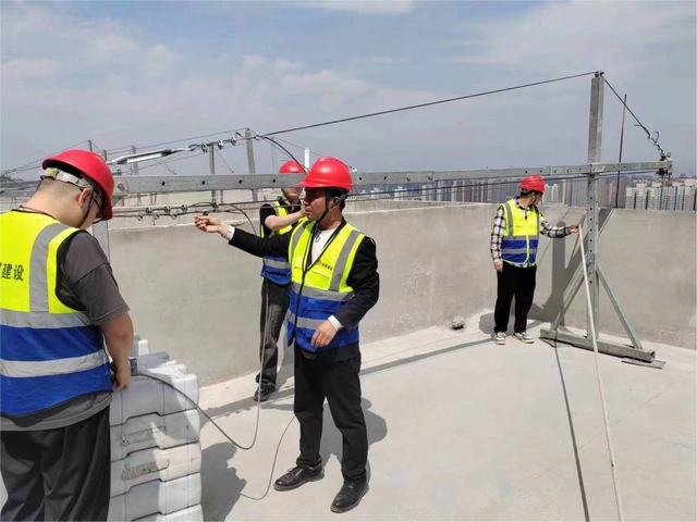 陜煤建設(shè)韓城分公司土二項(xiàng)目部扎實(shí)開展高處作業(yè)吊籃安全專項(xiàng)管理活動(dòng)