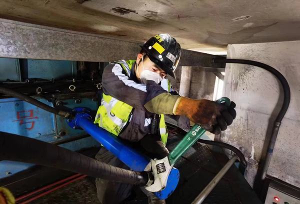 陜煤建設(shè)洗選煤運(yùn)營(yíng)公司檸條塔運(yùn)營(yíng)項(xiàng)目部：爭(zhēng)分奪秒護(hù)設(shè)備，齊心協(xié)力保生產(chǎn)