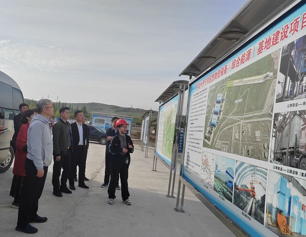 江西省贛州市委常委、副市長竇良坦蒞臨陜煤建設天工公司新疆第一項目部調(diào)研指導工作