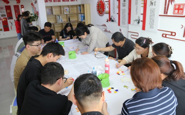 陜煤建設(shè)咸陽分公司開展“凝心聚力，多彩五一”趣味游戲活動