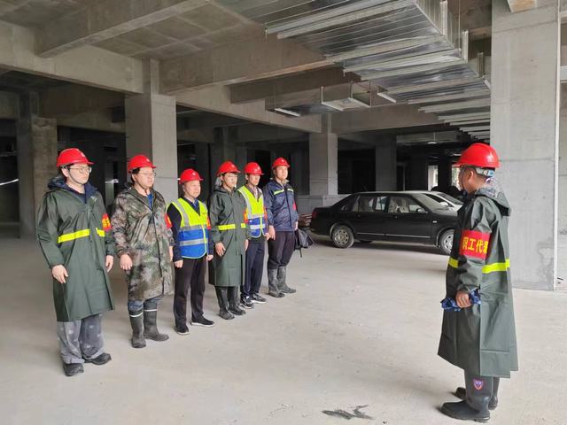 砥礪奮進(jìn)，青春建功