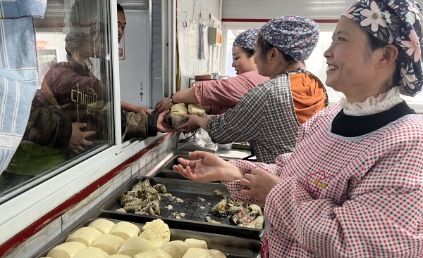 陜煤礦建三公司天山（二號(hào)井）項(xiàng)目部：“端午節(jié)”遇上“安全月”，“粽”享安全