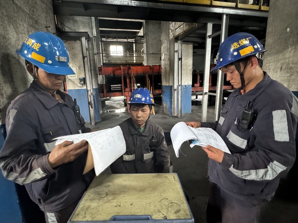 陜煤建設(shè)洗選煤運(yùn)營公司紅柳林洗煤廠項(xiàng)目部：從細(xì)、從精、從深做好生產(chǎn)安全工作