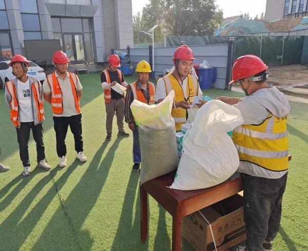 陜煤建設(shè)銅煤公司第七項目部：高溫下的堅守