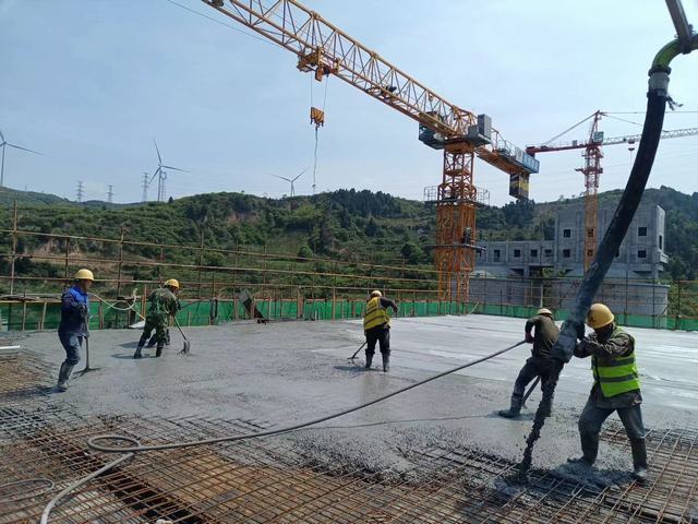 陜煤建設(shè)韓城分公司土建十一項(xiàng)目部：“雙輪驅(qū)”按下施工快鍵，“三維度”掀起建設(shè)熱潮