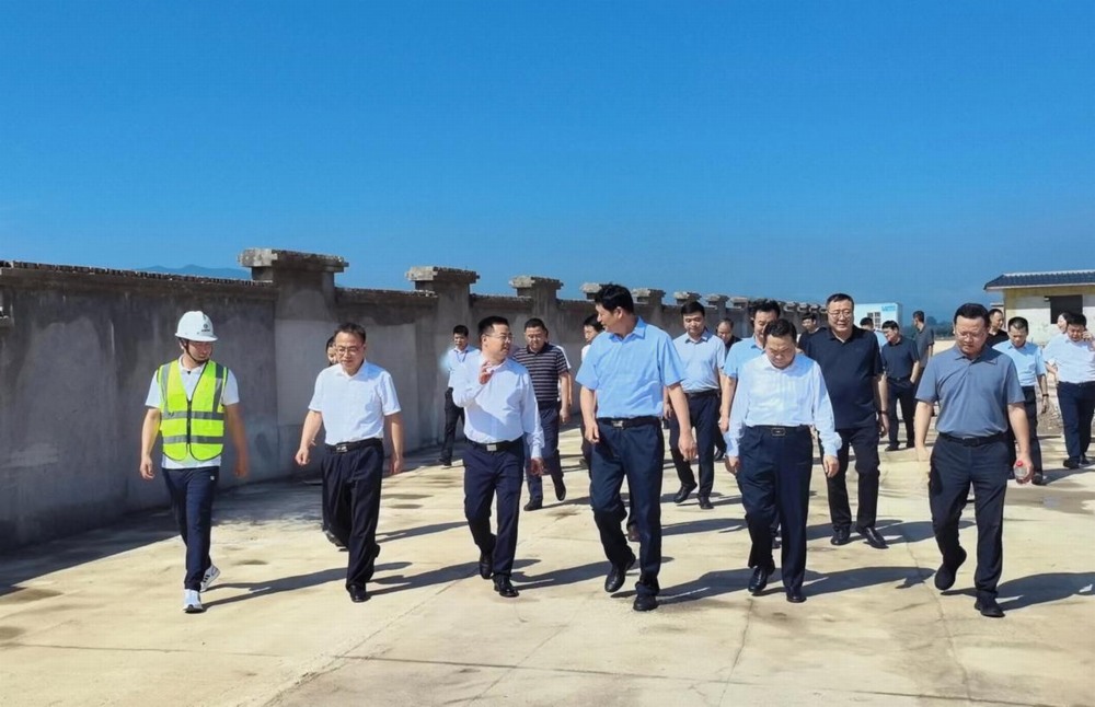 陜煤建設(shè)綠宇公司：咸陽市委常委、副市長羅軍蒞臨陜煤建設(shè)綠宇公司承建的淳化縣殯葬服務(wù)設(shè)施建設(shè)項(xiàng)目指導(dǎo)工作