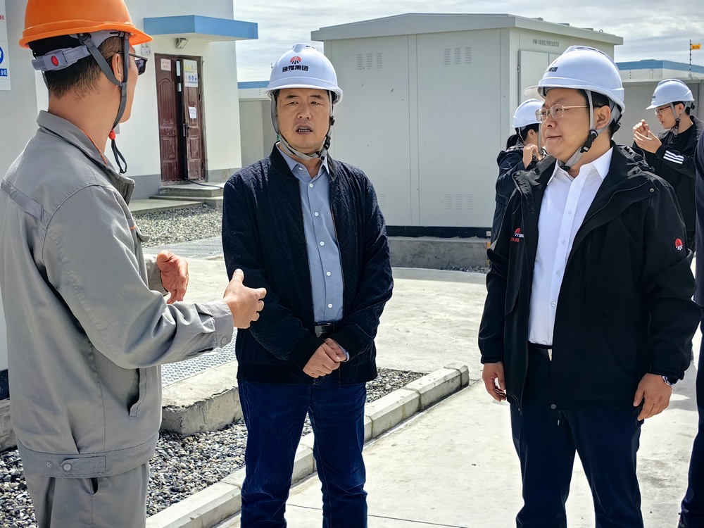 陜煤集團(tuán)安全生產(chǎn)督導(dǎo)組深入天工公司開展三季度安全生產(chǎn)大檢查