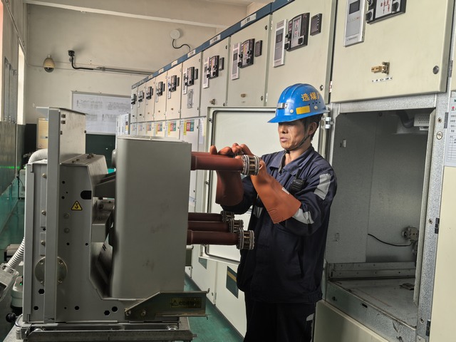 陜煤建設(shè)洗選煤運(yùn)營公司：在崗位上閃爍的“繁星”