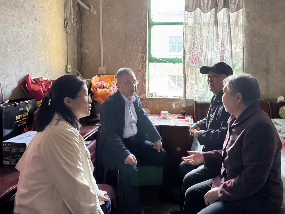 陜煤建設(shè)機(jī)電安裝公司：愛在金秋 情暖重陽(yáng)