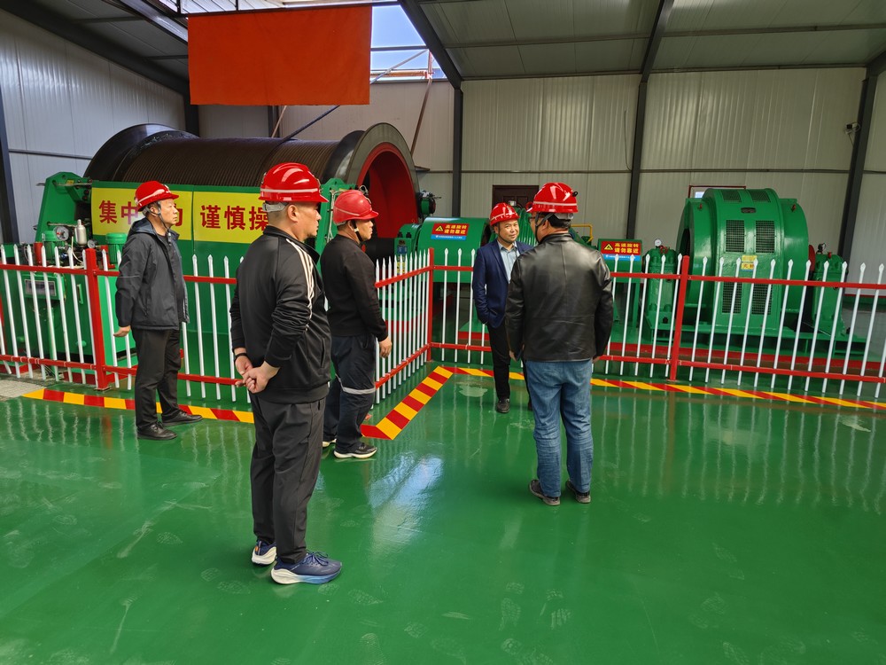 陜煤建設(shè)礦建三公司赴中煤四十九處核桃峪東翼風井項目部對標學(xué)習(xí)