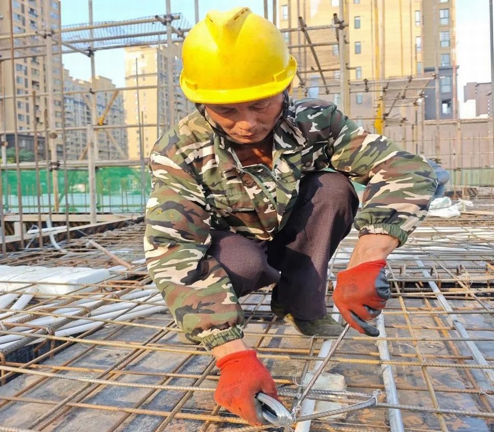 立冬，建筑工人的堅(jiān)守