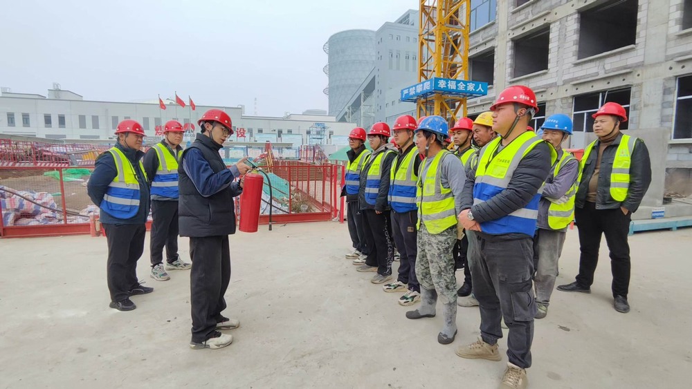 陜煤建設(shè)渭南分公司第七項(xiàng)目部：安全百日行 我們在行動(dòng)