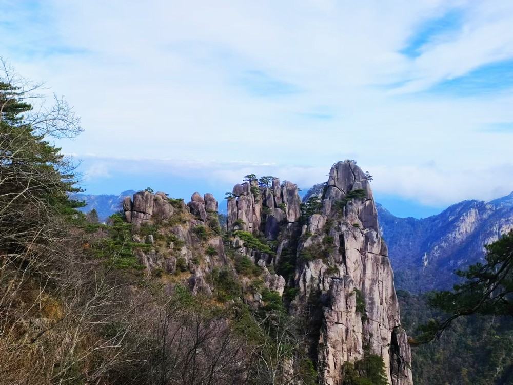 再登光明頂，赴一場(chǎng)秋日美夢(mèng)