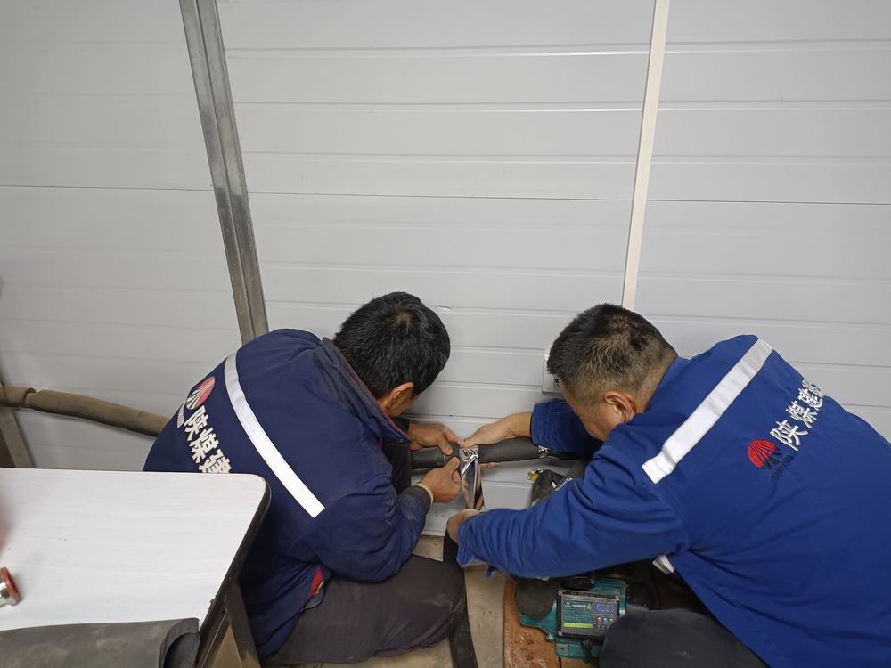 陜煤建設(shè)澄合分公司第三項目部：寒冬送暖 情系職工