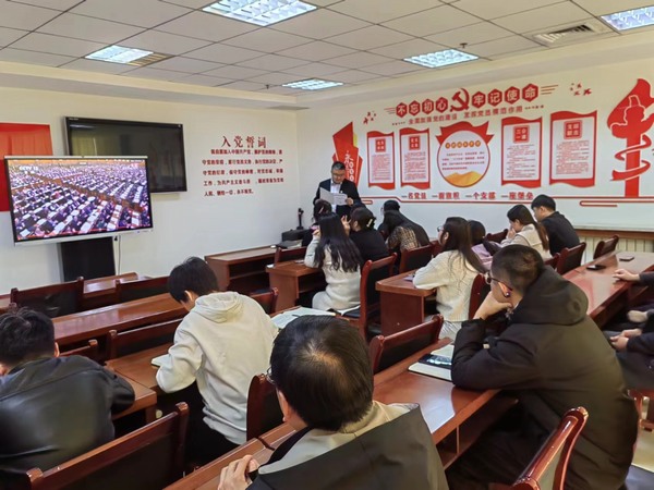 陜煤建設(shè)煤礦運(yùn)營服務(wù)分公司：“青”廉出擊 系緊干事“風(fēng)紀(jì)扣”