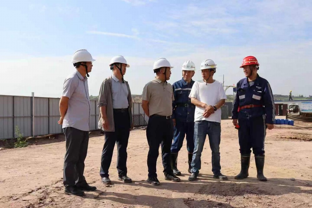 平莊煤業(yè)黨委書記、董事長杜善周深入天工公司礦建項目檢查指導