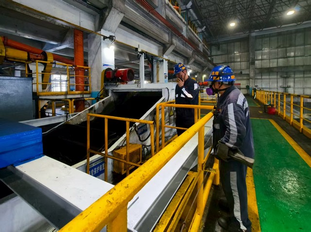 陜煤建設(shè)洗選煤運營公司紅柳林洗煤廠項目部：心有猛虎，細嗅薔薇