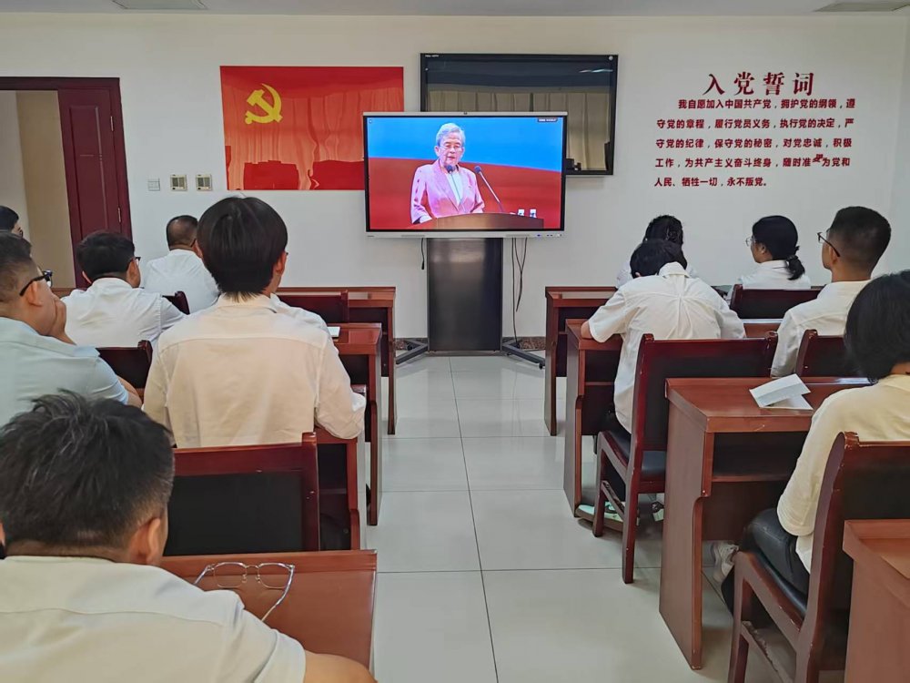 陜煤建設(shè)煤礦運(yùn)營服務(wù)分公司：深學(xué)先進(jìn)黨員事跡 凝聚高質(zhì)量發(fā)展新動(dòng)能