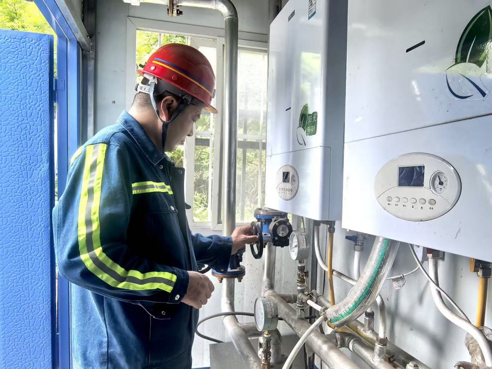 陜煤建設(shè)機(jī)電安裝公司玉華項(xiàng)目部：冬季保障“組合拳” 筑牢職工安全線