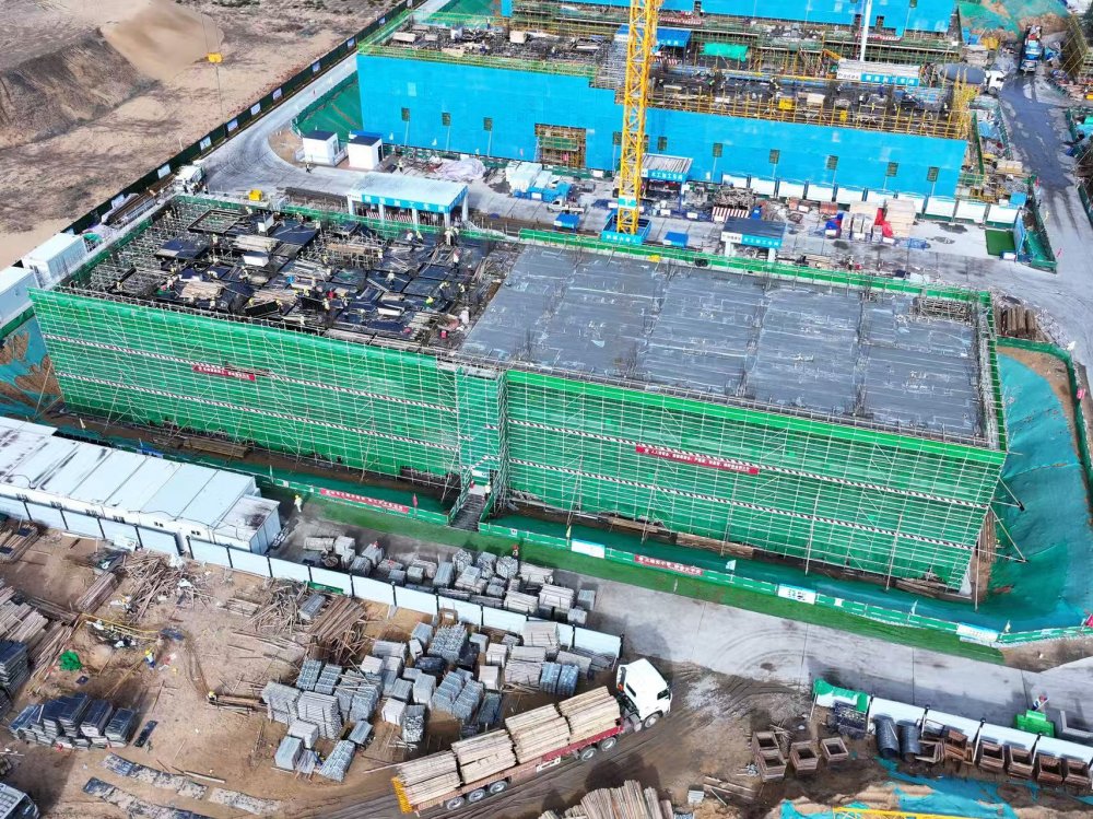 戰(zhàn)荒漠、搶節(jié)點！陜煤建設(shè)天工公司土建第五項目部以“鐵軍擔當”推進榆林化學二期建設(shè)