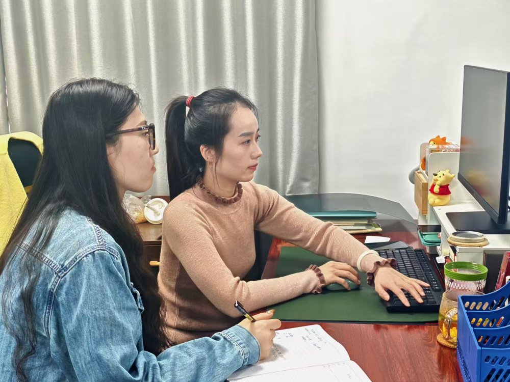 “賬”里春秋藏嚴(yán)謹(jǐn)，學(xué)中奮進(jìn)護(hù)發(fā)展