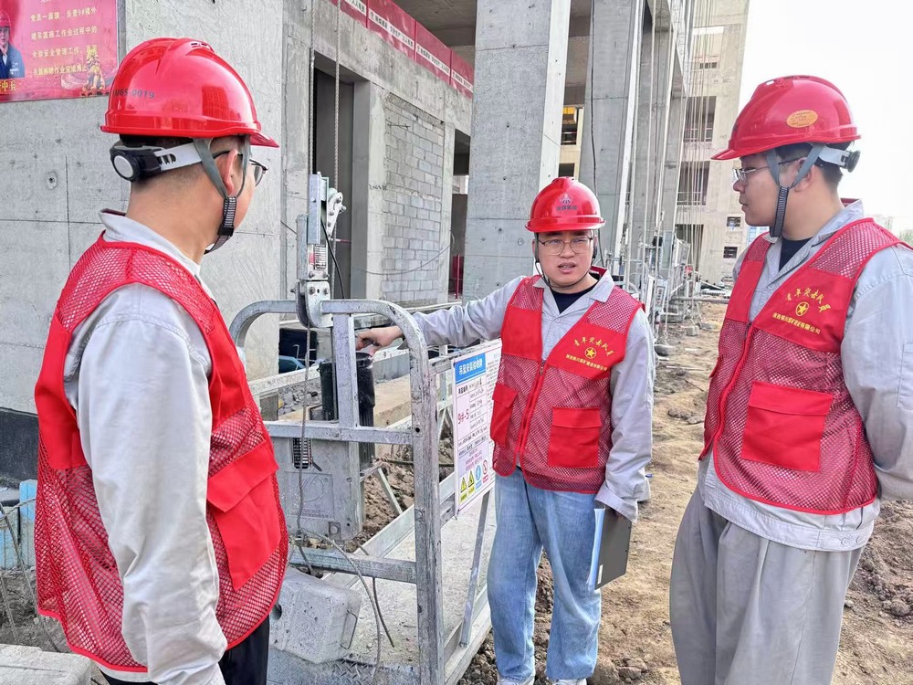 陜煤建設銅煤公司基層項目部黨支部：以“紅色力量”守護榮聯科創(chuàng)產業(yè)孵化基地施工安全