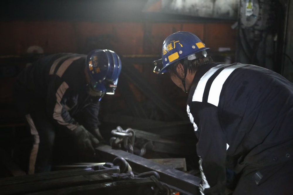 陜煤建設(shè)洗選煤運(yùn)營(yíng)公司：四九安全“凍不住”   嚴(yán)管防線“牢如故”