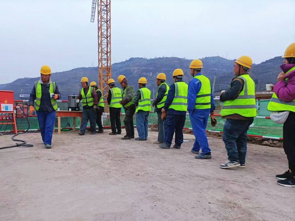 陜煤建設(shè)韓城分公司土建六項(xiàng)目部：跑好新春“第一棒”，韓城北站物流集運(yùn)中心項(xiàng)目樁基礎(chǔ)建設(shè)階段性工程圓滿完成